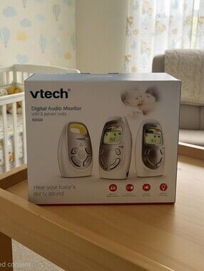 VTech DM223-2 Audio Baby Monitor with Two Parent Units.  NWT